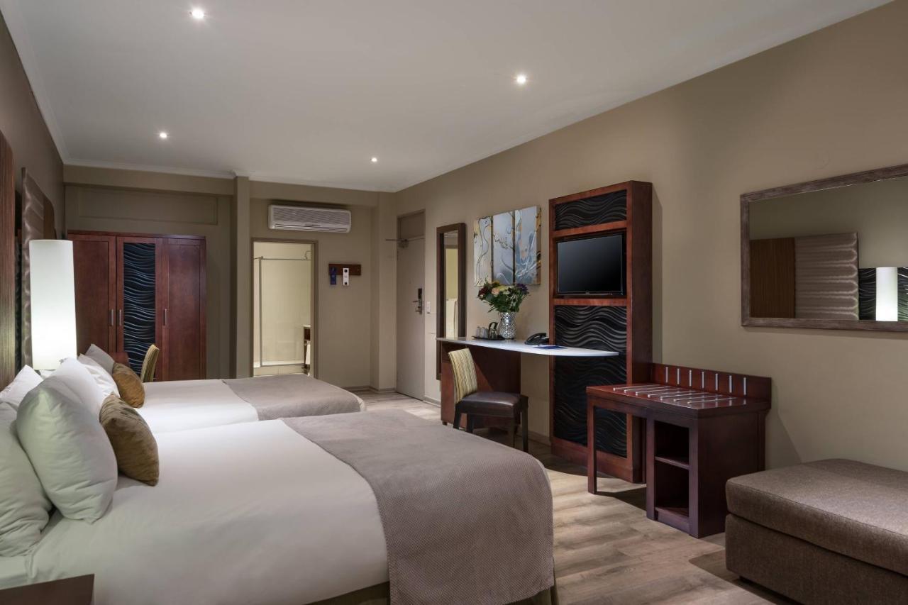 Protea Hotel By Marriott Upington Eksteriør billede