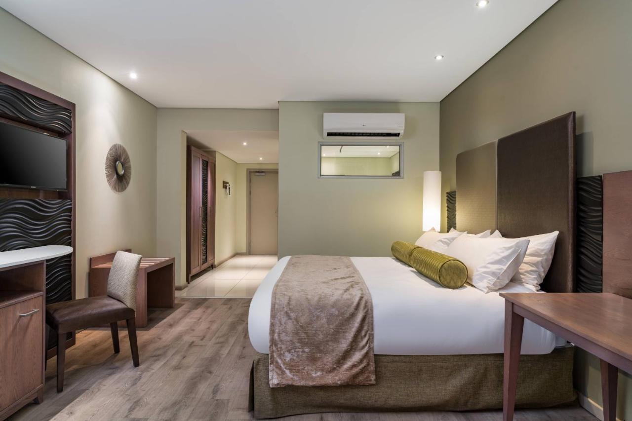 Protea Hotel By Marriott Upington Eksteriør billede