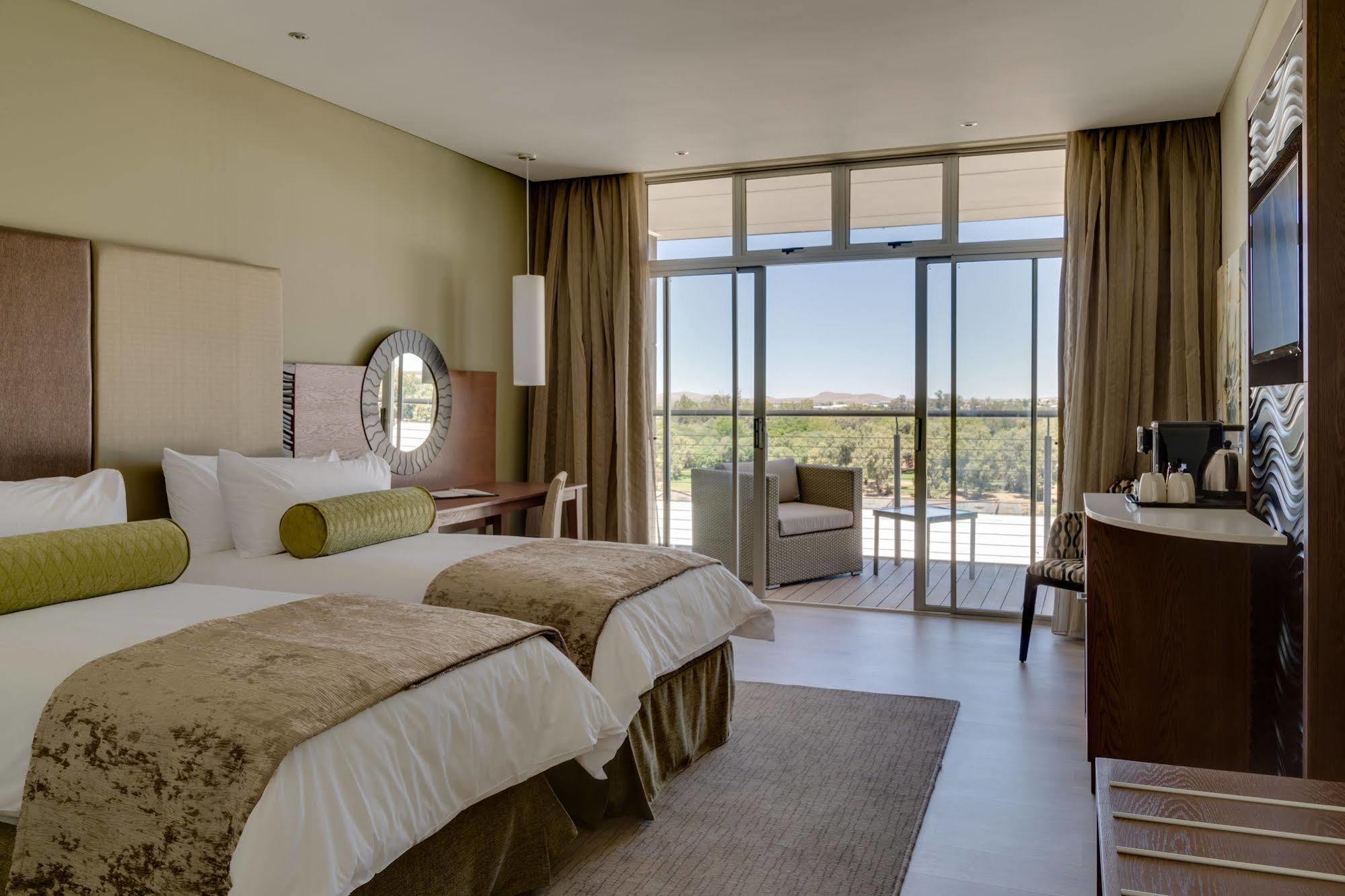 Protea Hotel By Marriott Upington Eksteriør billede